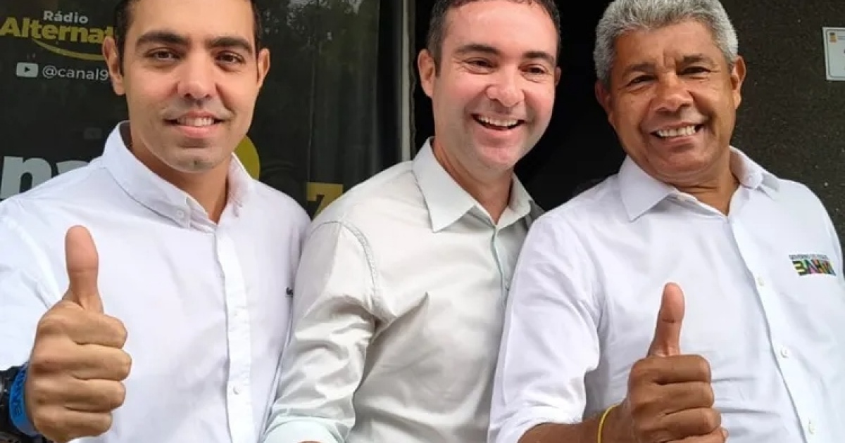 Manifestantes pedem “intervenção” de Jerônimo em Brumado e cobram cumprimento de lei que valoriza cuidadores de creche